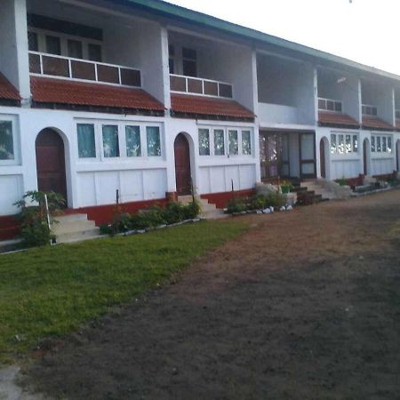 New Rest House Sea View Hotel Negombo Exteriör bild